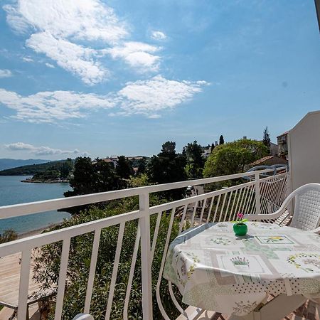 Siriscevic Apartment 코츌라 외부 사진